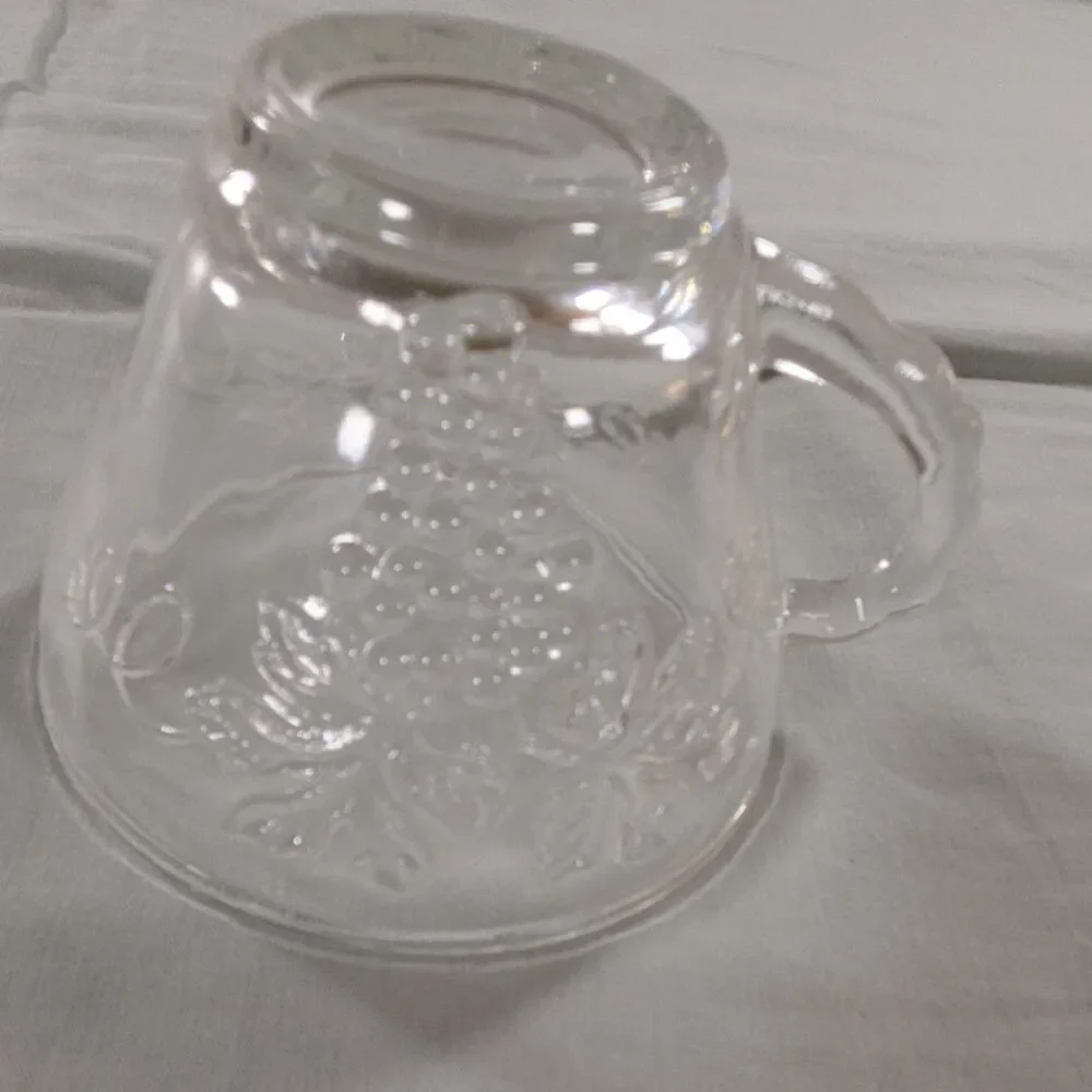 Anchor Hocking 8 Pc Vintage Snack Set Grape Design Cups & Trays